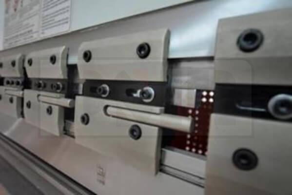 Metal Master PRESSMASTER 32100 SERVO