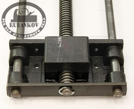 Rubankov M00007879 Винт для верст. тисков, с двумя направляющими, d24мм, 390/205мм, быстрозажимной